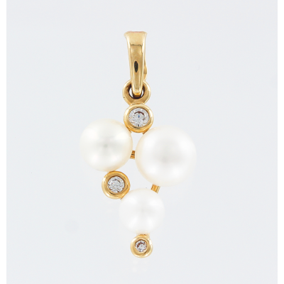 Anhänger aus Rotgold 585 mit Zirkonia und Perle